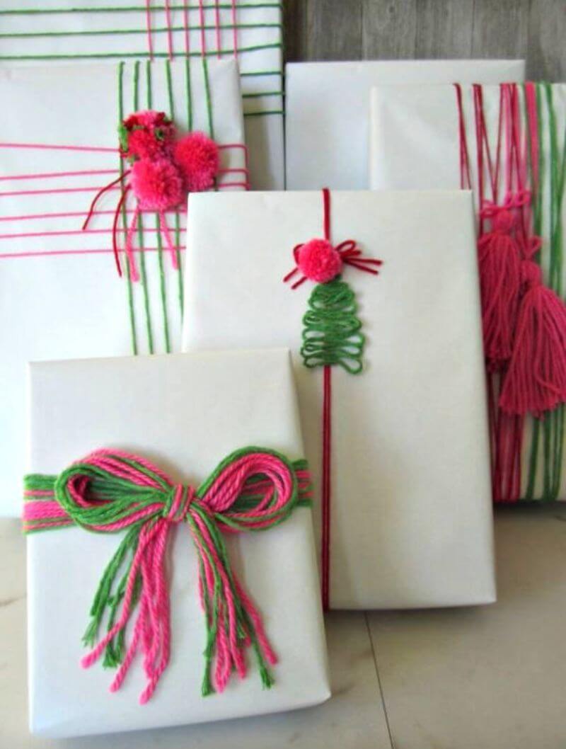 DIY Yarn Tassels Gift Wrap