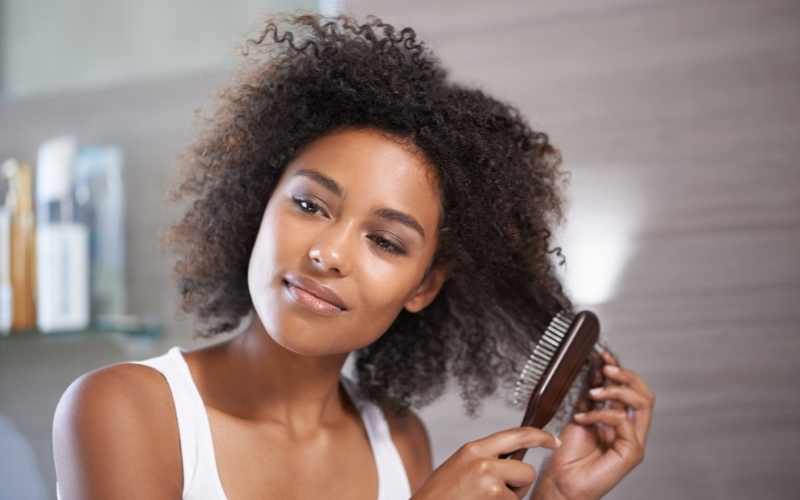 Haircare Routine For black women - detangle