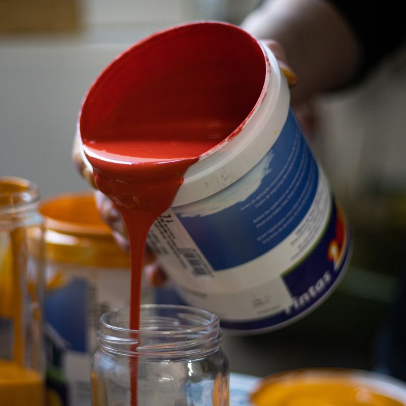 dispose-of-household-items-safely-leftover-paints