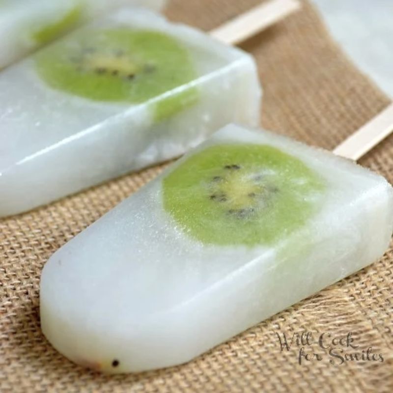 recipes to stay hydrated - coconut kiwi popsicles