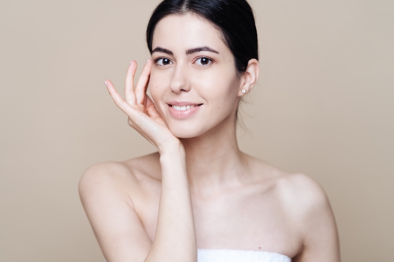 Beauty portrait of woman face with natural skin