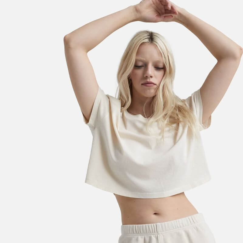 sustainable crop top for summer